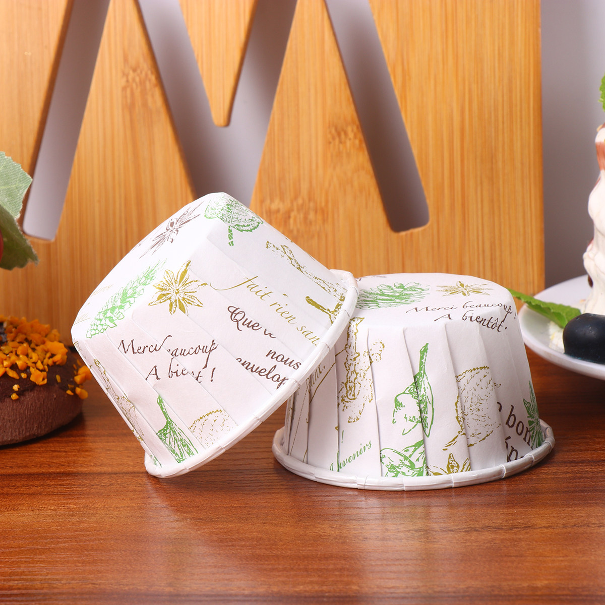50Pcs Disposable Muffin Boxes  - Plastic Cup 50Pcs のレビューと価格