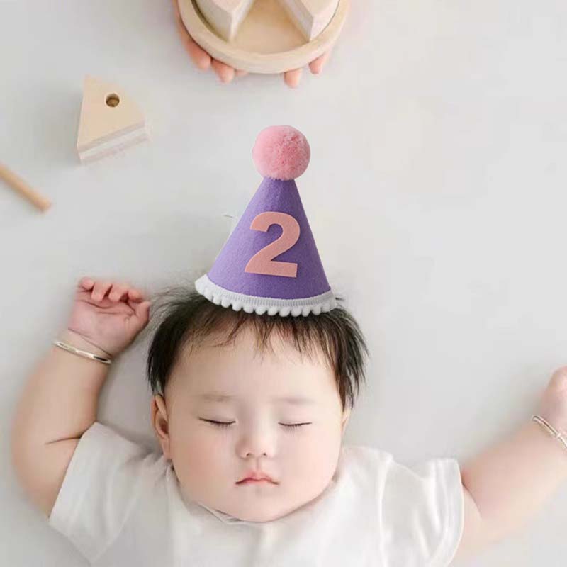 Purple Birthday Hat 1 2 3 4 5  - Party Hat Cone のレビューと価格