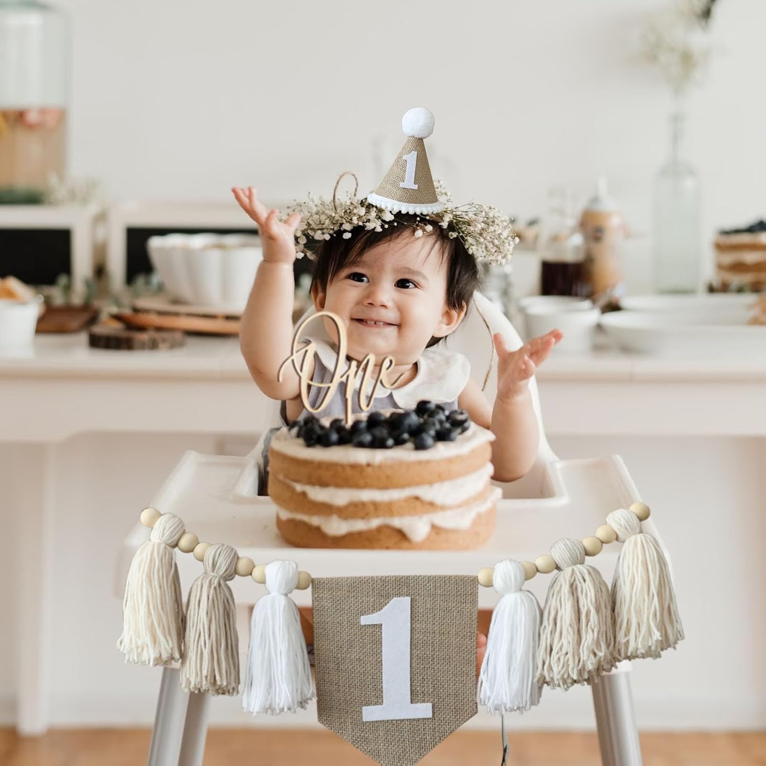 Birthday High Chair Banner Han - Party Hat Cone のレビューと価格