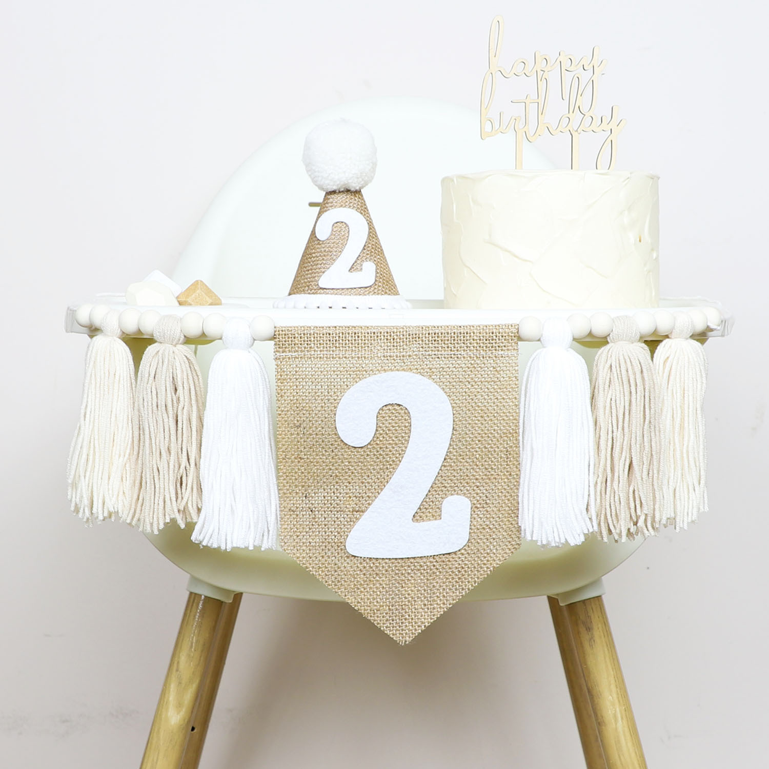 Birthday High Chair Banner Han - Party Hat Cone のレビューと価格