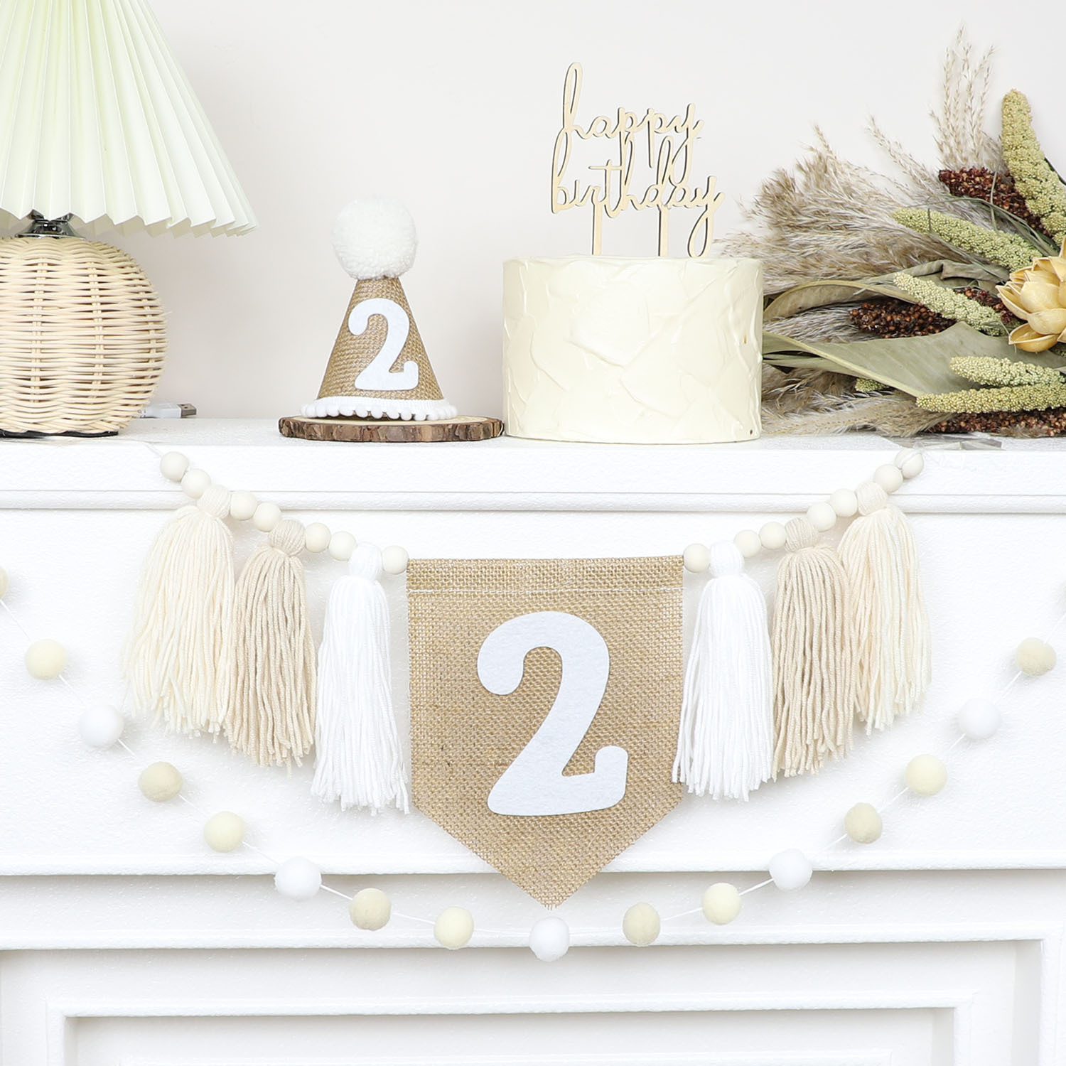 Birthday High Chair Banner Han - Party Hat Cone のレビューと価格