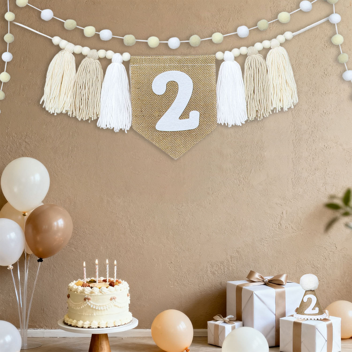 Birthday High Chair Banner Han - Party Hat Cone のレビューと価格